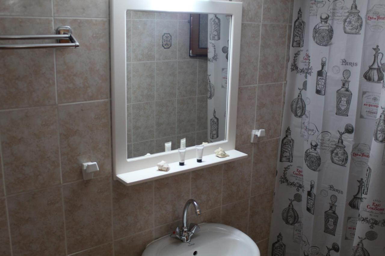 Vakis Apartments 2 Romanon Екстер'єр фото